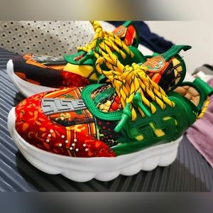 VERSACE Chain Reaction Sneakers Shoes like new